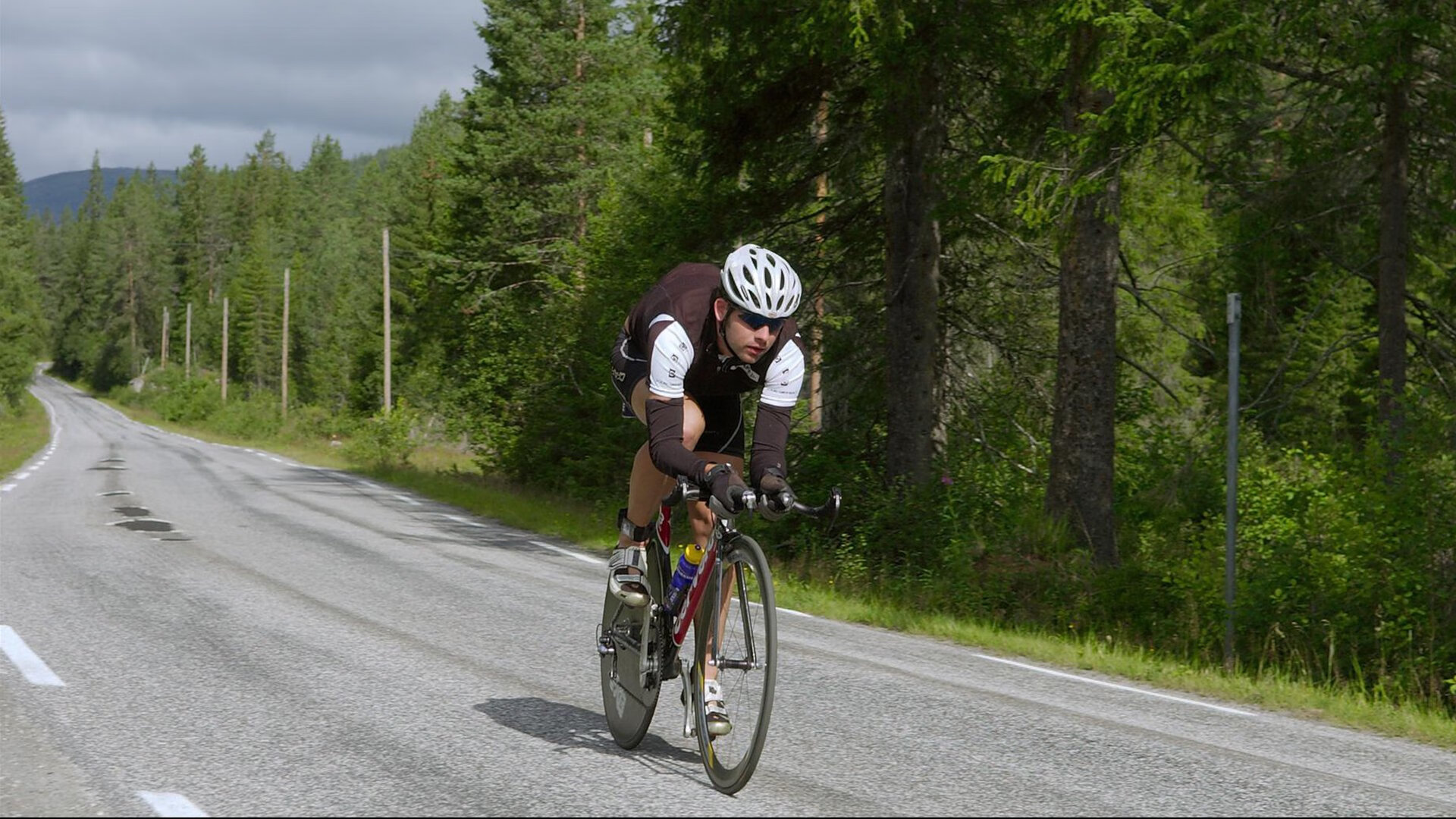 法国橄榄球青训项目迎来突破，成为全球球员培养榜样，法国橄榄球年历