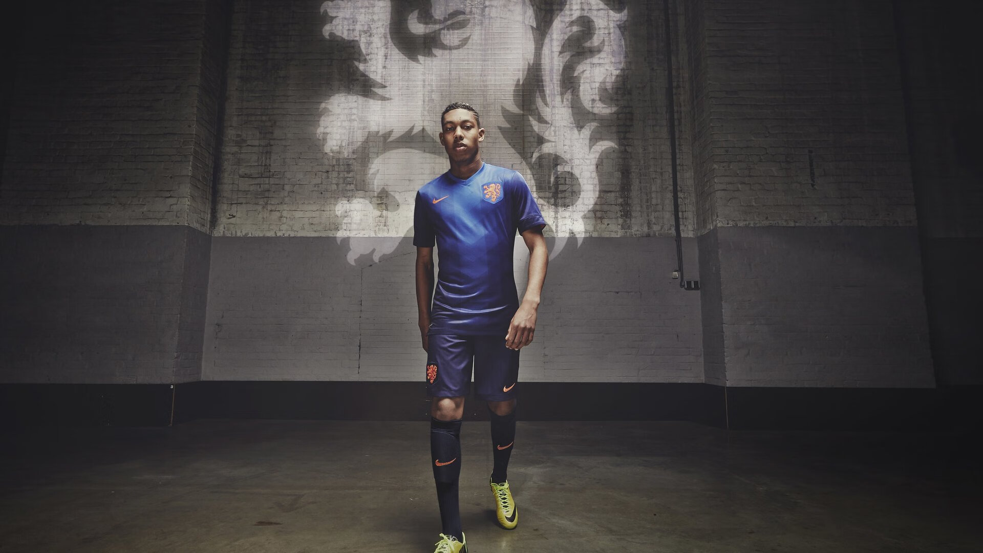 德甲创新战术持续升级，精彩对决精彩纷呈，德甲锦集