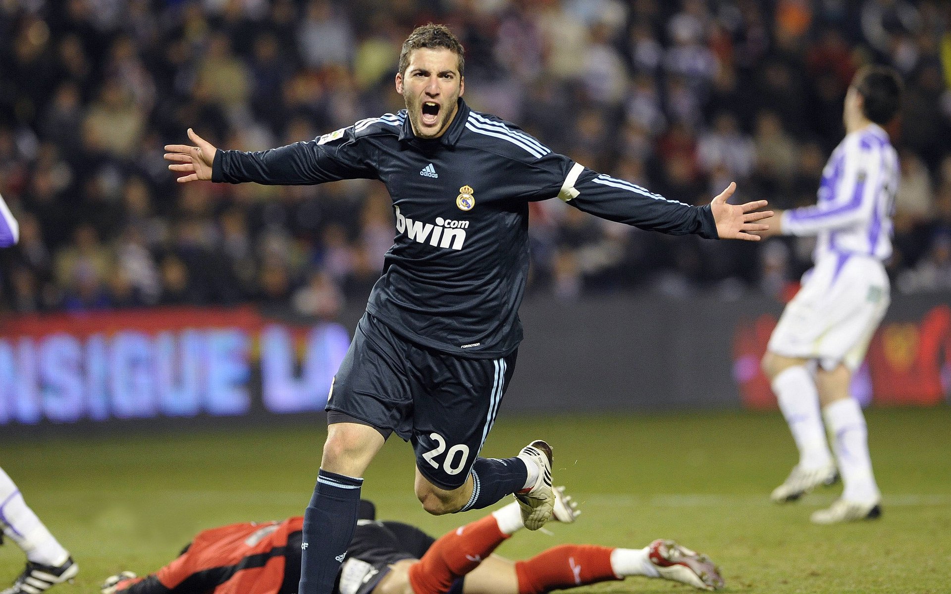 精英阵容：世界排名前十名选手名单公布，世界精英战队